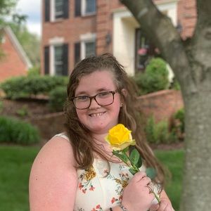 Meet your Posher, Abigail